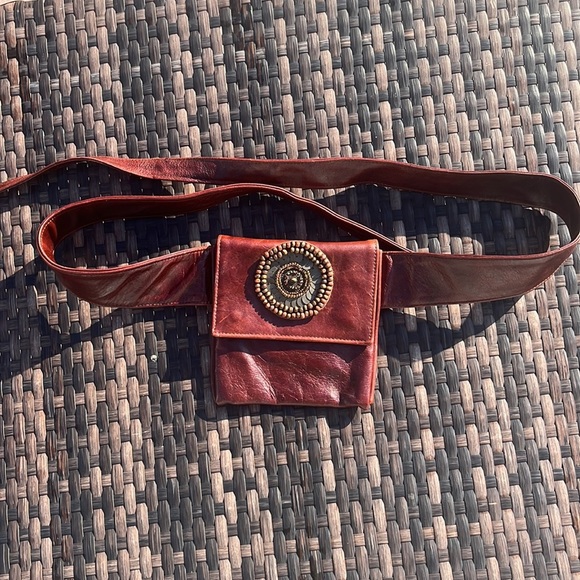 Vintage Lillie Corea Belt Bag - Picture 4 of 12